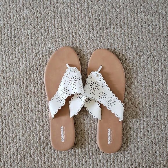 Sonoma Sandals - Picture 1 of 2